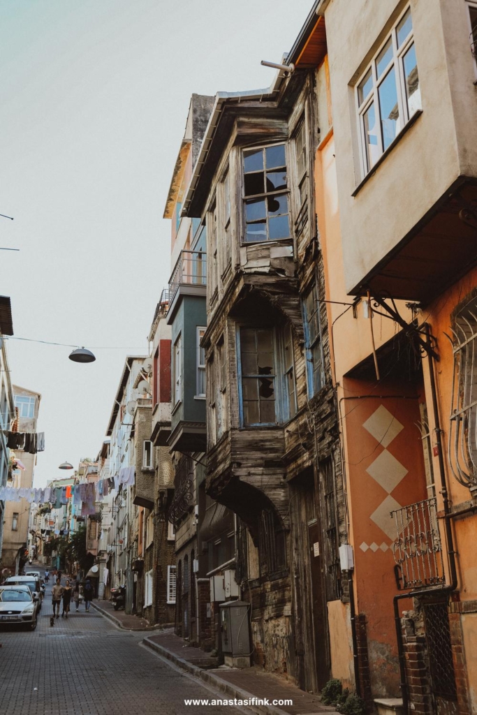 Balat in Istanbul in 1 Day: Full Guide