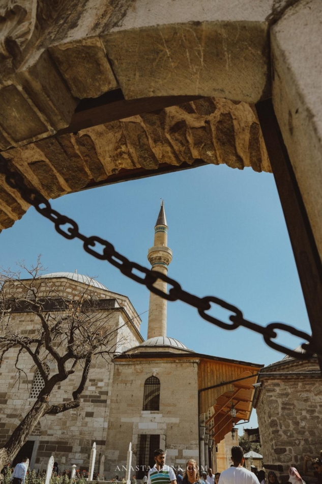 Mevlana Museum: Rumi's Tomb, Visitor Tips, and Travel Guide