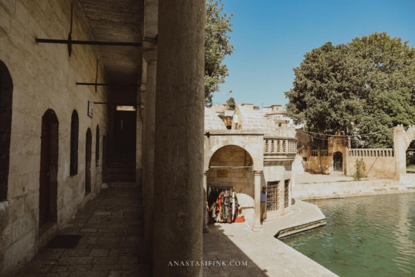 Entrance to the Balıklı Göl area, featuring historic architecture in Sanliurfa.